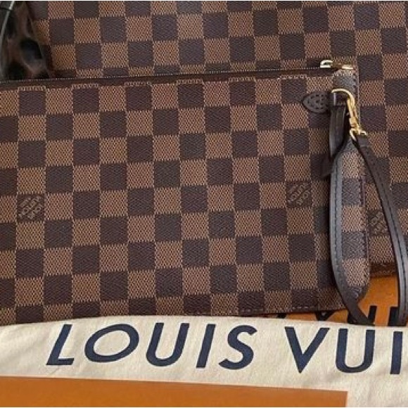 SOLD OUT “””Louis Vuitton Neverfull mm - Picture 2 of 8